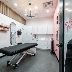 Hello Sugar | St. George- Brazilian Wax and Sugar Salon