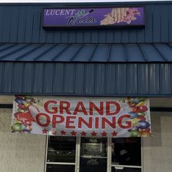 Lucent Nails - Business sign