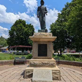 Otway Burns Statue - Landmarks & Historical Buildings Near Me - Burnsville, North Carolina