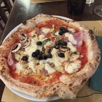 Il Pizzaiuolo - Pizza Near Me - Florence, FI