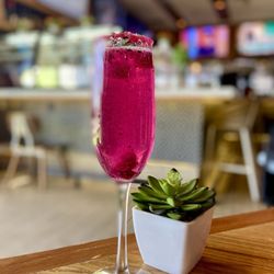 Grove Brunch Cafe - Dragonfruit mimosa
