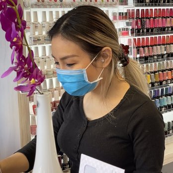 Bayside Nails - Manicure/Pedicure Salon. The owner Thoa currently booking another appointment   for nail services. - Nail Salons Near Me - Kirkland, Washington