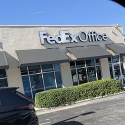 FedEx Office Print & Ship Center - Front