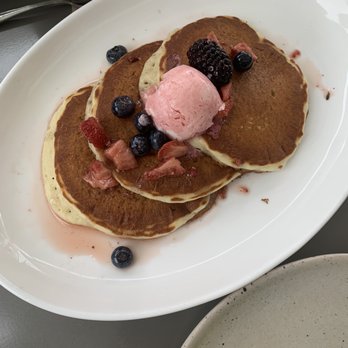 Limewood Bar & Restaurant - New American Near Me - Berkeley, California