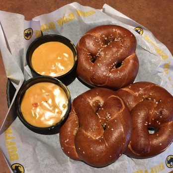 Buffalo Wild Wings - Chicken Wings Near Me - Fort Wright, Kentucky