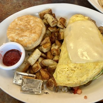 Kitchen Table Cafe - Evergreen Place - Veggie Omelet - Breakfast & Brunch Near Me - Vancouver, Washington