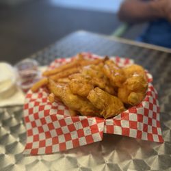 Maui Fish'n Chips - Combo with mahi and shrimp, with fries