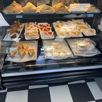 La Bahia Bakery - Bakeries Near Me - Tampa, Florida