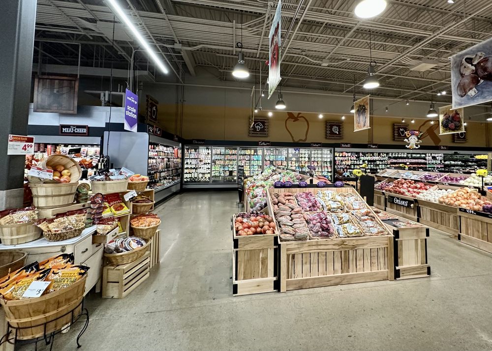Giant Eagle - Vegetables department - interior - Grocery Near Me - Export, Pennsylvania Giant Eagle - Vegetables department - interior - Grocery Near Me - Export, Pennsylvania