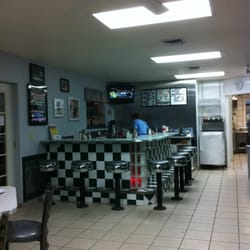 50s Diner Backseat Bar