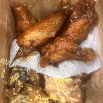 Brooklyn Wing House - Lemon pepper and tamarind wings - Chicken Wings Near Me - Brooklyn, New York