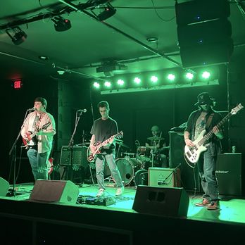 AMITYVILLE MUSIC HALL - Updated January 2026 - 20 Photos & 32 Reviews