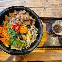 Sonamu - Dol Sot Bibimbap with Chicken &raw egg -very tasty!