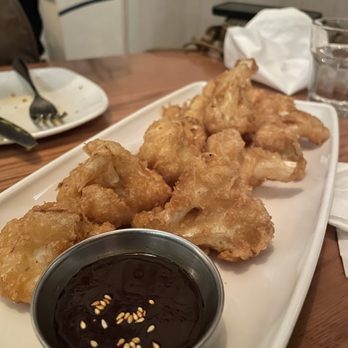 Té - Fried cauliflower - Asian Fusion Near Me - Toronto, Ontario