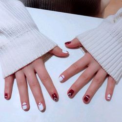 New Palace Nails & Spa