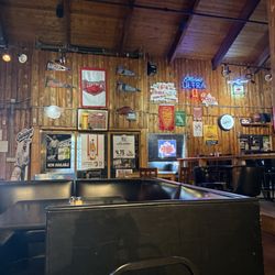 Jim's Razorback Pizza - Inside wall