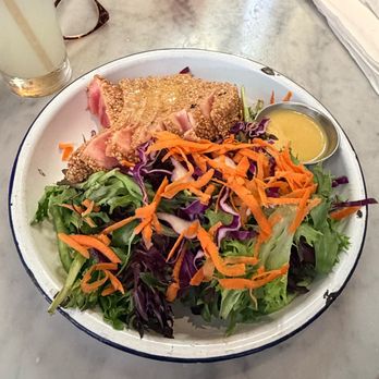 La Madre - seared tuna steak with salad - Bars Near Me - San Juan, Puerto Rico La Madre - seared tuna steak with salad - Bars Near Me - San Juan, Puerto Rico
