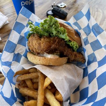 Charlotte's Kitchen - #1 combo - Food Trucks Near Me