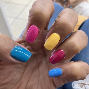 A Plus Nails - Nails - Nail Salons Near Me - Canoga Park, California