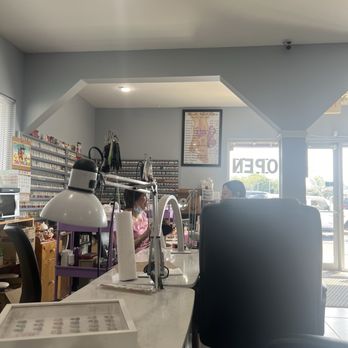 Best Nail and Spa - Nail Salons Near Me - Indianapolis, Indiana