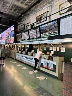 MONMOUTH PARK - Updated December 2025 - 352 Photos & 112 Reviews - 175