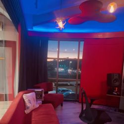 ROOS STUDIOS