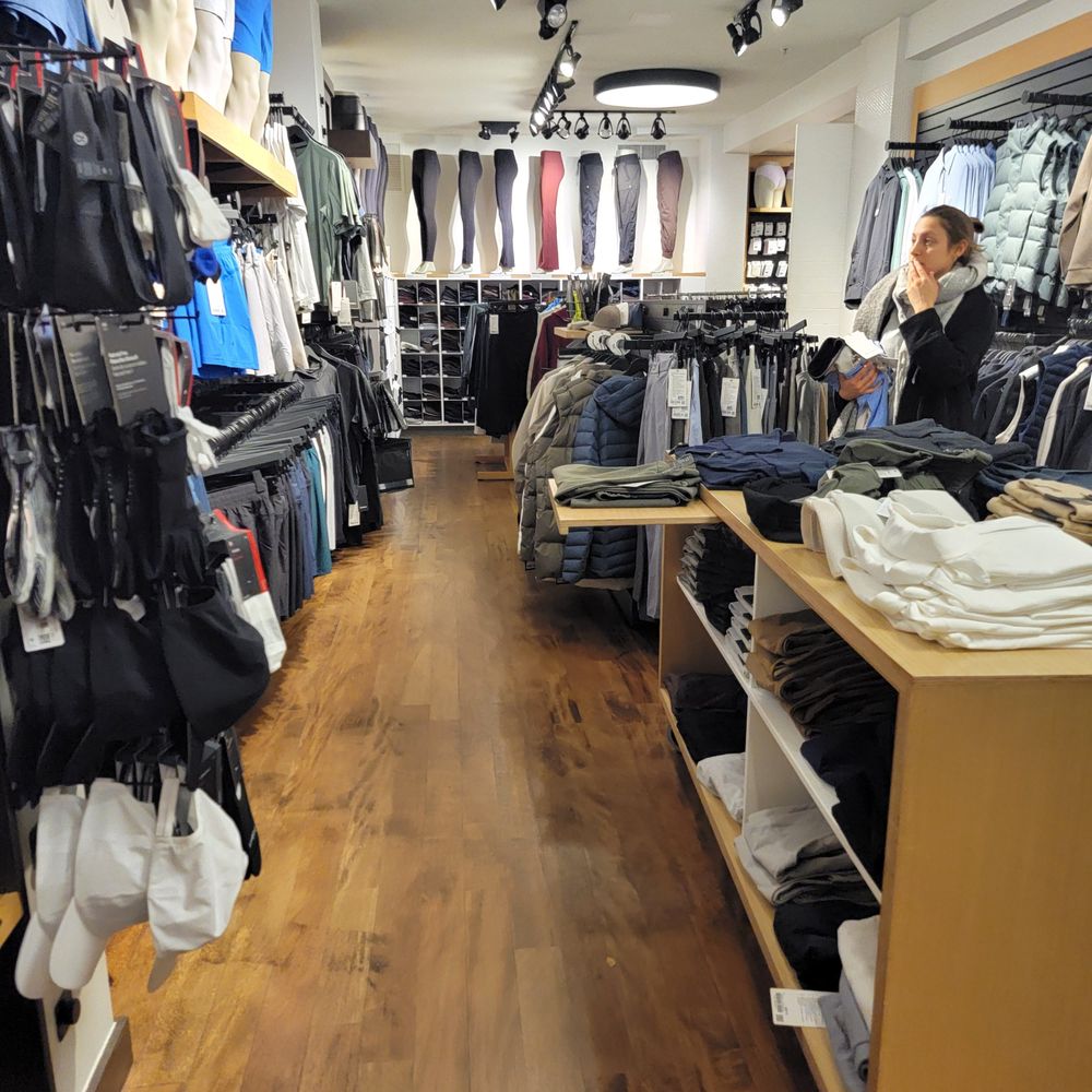 lululemon athletica - Inside - Sports Wear Near Me - Summit, New Jersey