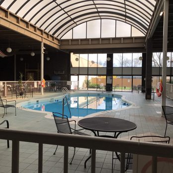 Newark Garden Hotel - Close-up view of the pool area. - Hotels Near Me - Newark, New York