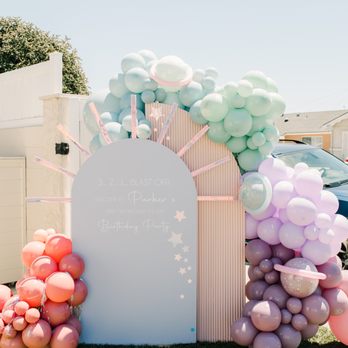 The Simple Luxe - Welcome Sign - Party Equipment Rentals Near Me - Norwalk, California