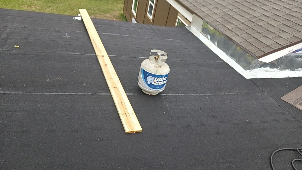 Slide of Juventino Rosas Roofing