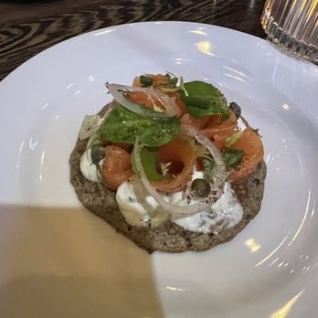 Perle Restaurant - Salmon appetizer - New American Near Me - Pasadena, California
