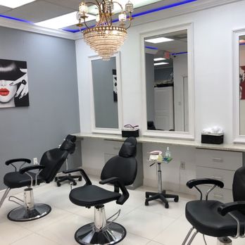 Hello Gorgeous Nails - Waxing/lash area - Nail Salons Near Me - Saint Petersburg, Florida Hello Gorgeous Nails - Waxing/lash area - Nail Salons Near Me - Saint Petersburg, Florida