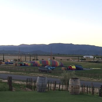Sunrise Balloons - Getting the balloons ready - Hot Air Balloons Near Me - Temecula, California Sunrise Balloons - Getting the balloons ready - Hot Air Balloons Near Me - Temecula, California
