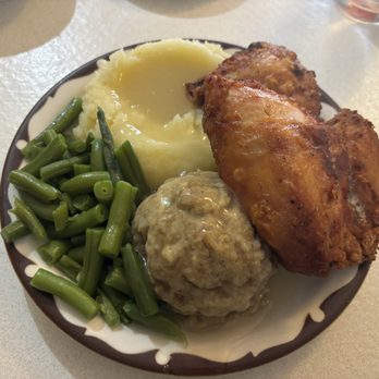 Iva's Chicken Dinners - New American Near Me - Sterling, Michigan