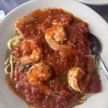 Edo's Squid - Shrimp Fra Diavolo. AMAZING. So much sauce and so much spaghetti. Spicy and really flavorful. - Italian Near Me - Richmond, Virginia Edo's Squid - Shrimp Fra Diavolo. AMAZING. So much sauce and so much spaghetti. Spicy and really flavorful. - Italian Near Me - Richmond, Virginia