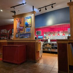 Red Robin Gourmet Burgers and Brews