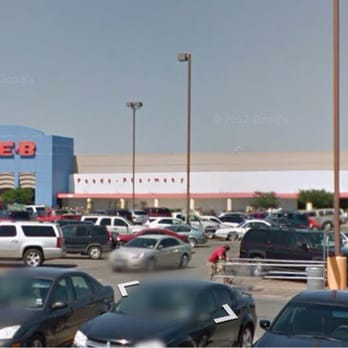 H-E-B Curbside Pickup & Grocery Delivery - Very busy place - Grocery Near Me - New Braunfels, Texas H-E-B Curbside Pickup & Grocery Delivery - Very busy place - Grocery Near Me - New Braunfels, Texas