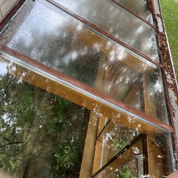 Home Highlight Services - Window Washing Near Me Home Highlight Services - Window Washing Near Me