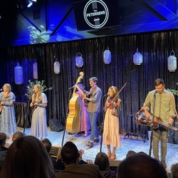The Petersens - Petersens at the Little Opry Theatre IMAX, Branson, MO
