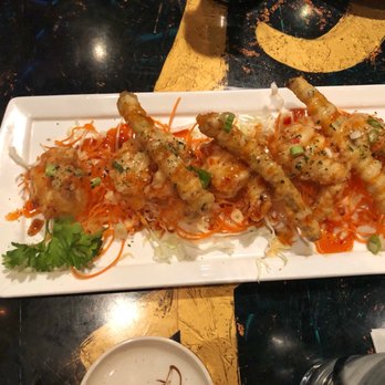 Sweet Ginger - Some kind of fried shrimp with edamame on top - Asian Fusion Near Me - Vienna, Virginia Sweet Ginger - Some kind of fried shrimp with edamame on top - Asian Fusion Near Me - Vienna, Virginia