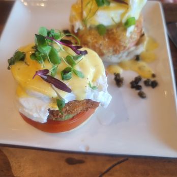 CRAFTkitchen - Crab cake Benedict - New American Near Me - Henderson, Nevada CRAFTkitchen - Crab cake Benedict - New American Near Me - Henderson, Nevada