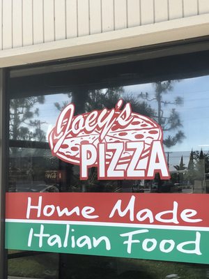 Joey’s Pizza by null
