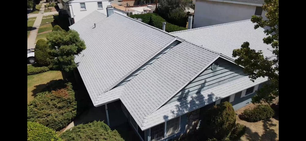 Slide of JGG Roofing