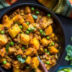 Triangles Biryani - Aloo Mutter Curry