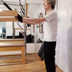 Centre Pilates - Stand Tall Keep on Stretch & Strengthen