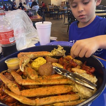 Vida Mariscos - Crab, shrimp, crawfish, corn, potato, and sausage boil. - Seafood Near Me - Houston, Texas Vida Mariscos - Crab, shrimp, crawfish, corn, potato, and sausage boil. - Seafood Near Me - Houston, Texas