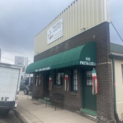 Monteleone Deli