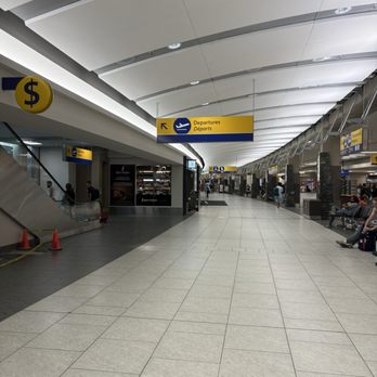 YYC Calgary International Airport - Airports Near Me - Calgary, Alberta YYC Calgary International Airport - Airports Near Me - Calgary, Alberta