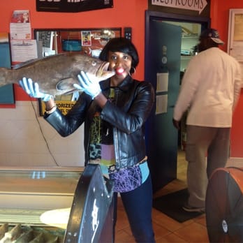 Safe Harbor Seafood - This fish was so heavy!!!! - Seafood Near Me - Jacksonville, Florida