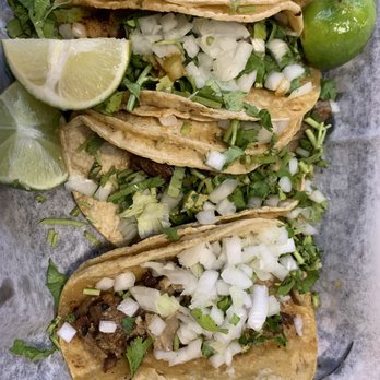 El Lupillo - Carnitas and pastor tacos - Mexican Near Me - Gulfport, Mississippi